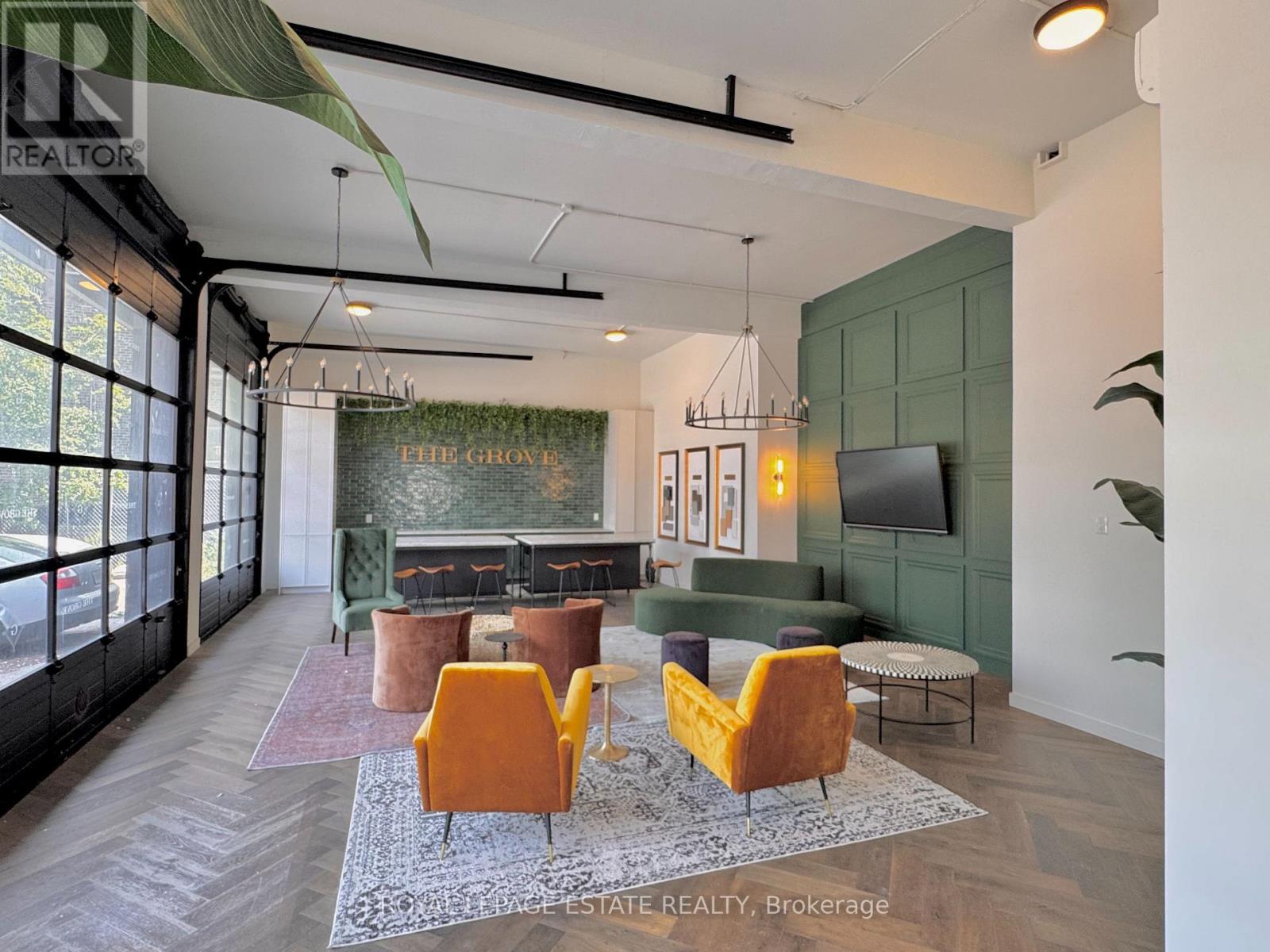 1001 Queen Street E, Toronto, ON