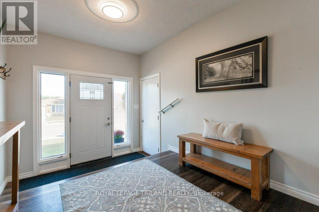 59 Confederation Drive, St. Thomas, ON - Indoor Photo Showing Other Room
