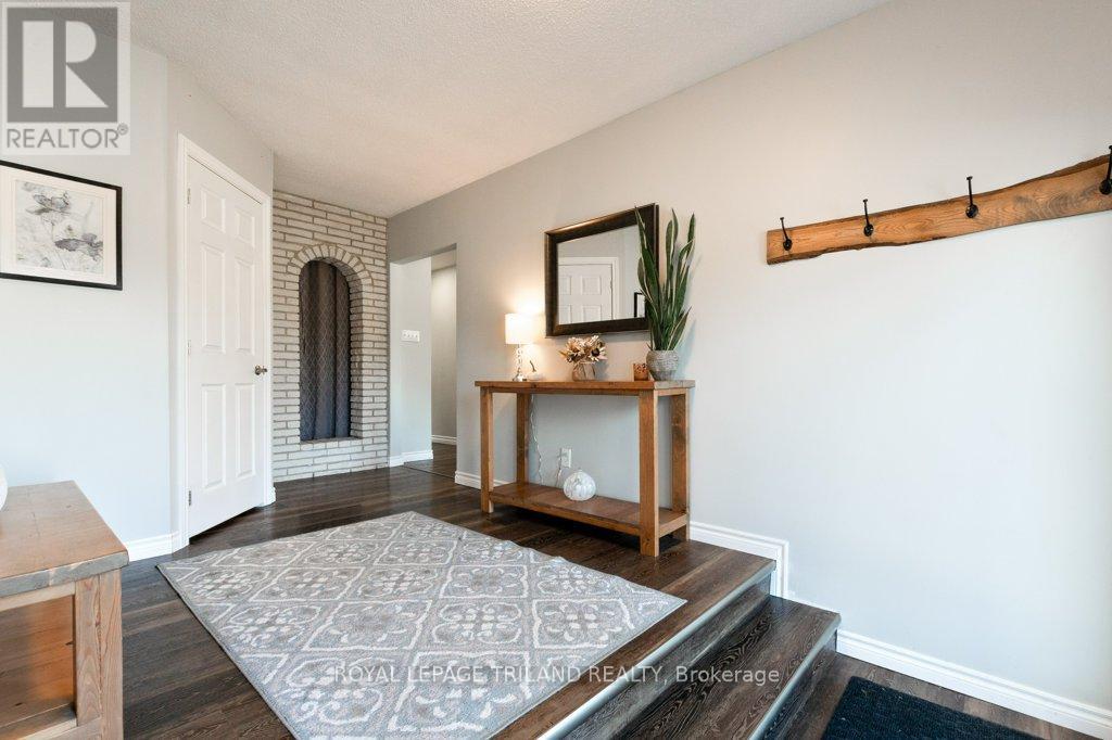 59 Confederation Drive, St. Thomas, ON - Indoor Photo Showing Other Room