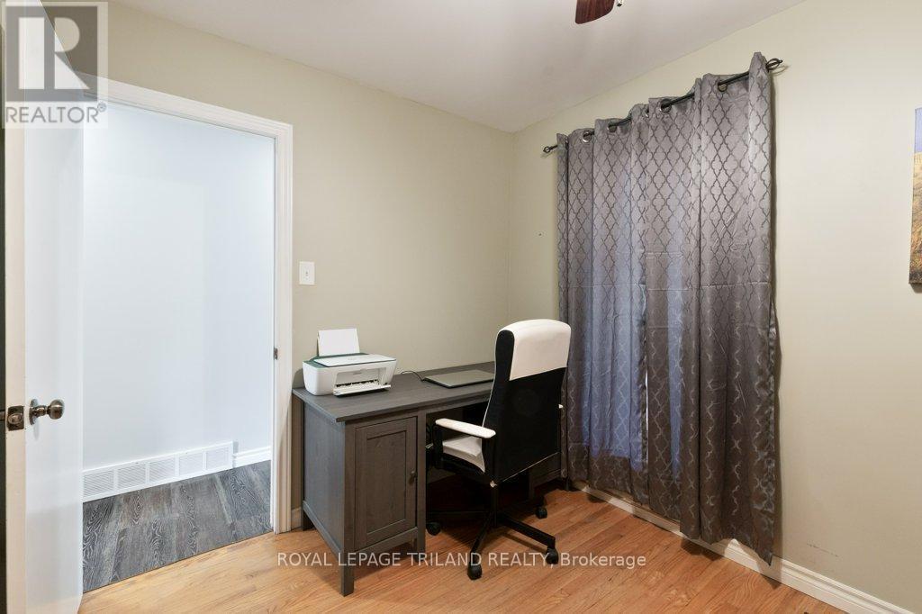 59 Confederation Drive, St. Thomas, ON - Indoor Photo Showing Office