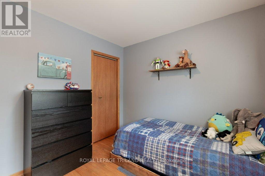59 Confederation Drive, St. Thomas, ON - Indoor Photo Showing Bedroom