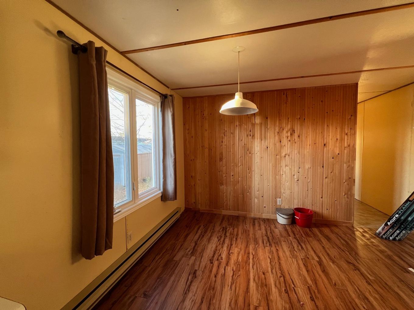 Dining room - 187 9E Avenue, Chapais, QC - Indoor Photo Showing Other Room