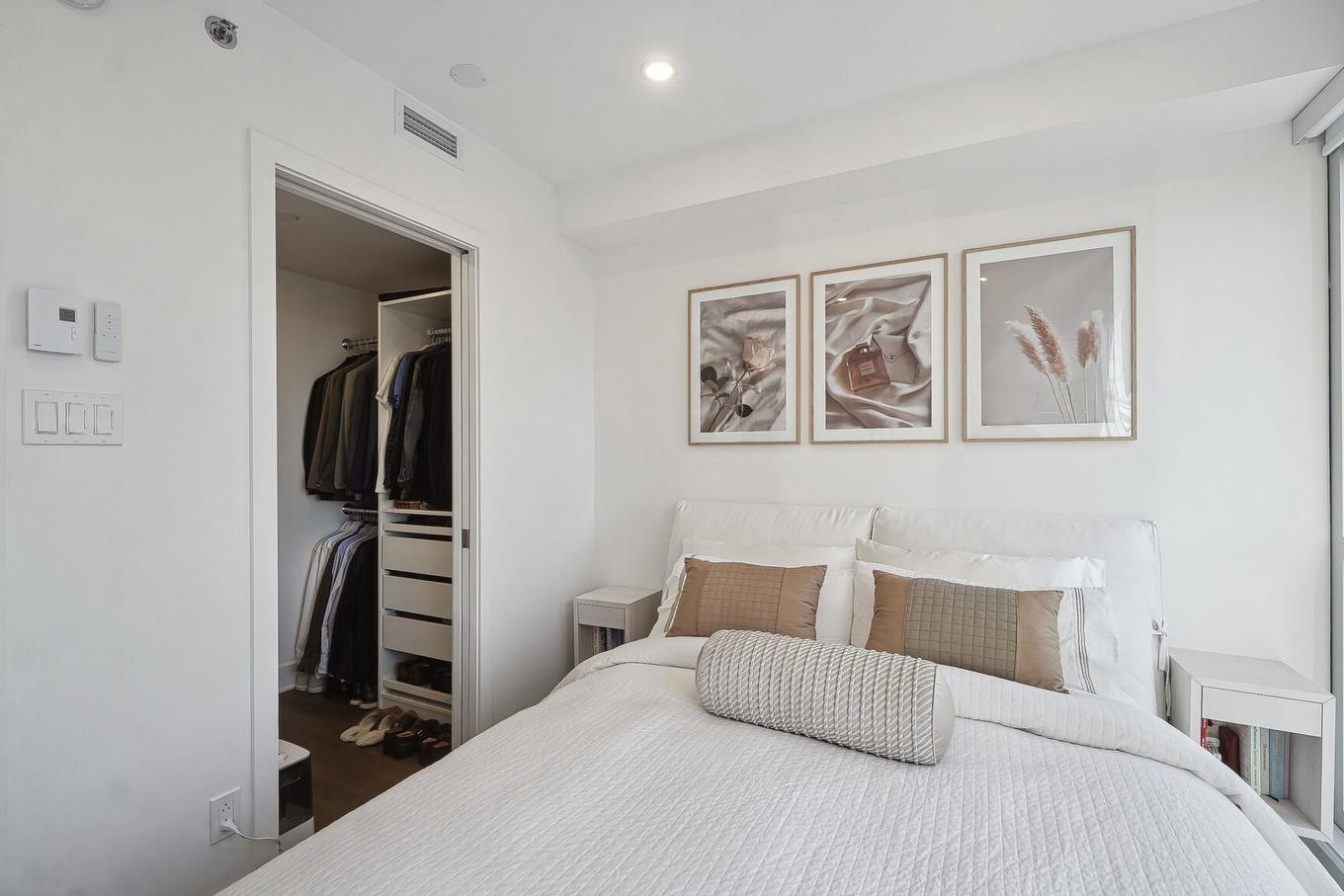 Chambre à coucher principale - 1705-101 Rue Peel, Montréal (Le Sud-Ouest), QC - Indoor Photo Showing Bedroom