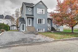 109 - 109A Rue Louis-Doré Saint-Augustin-De-Desmaures, QC G3A 2T5