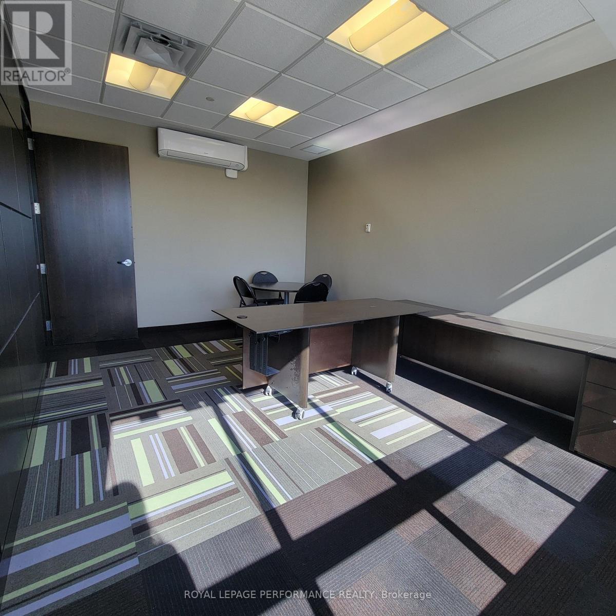 200F - 4275 Innes Road, Ottawa, ON