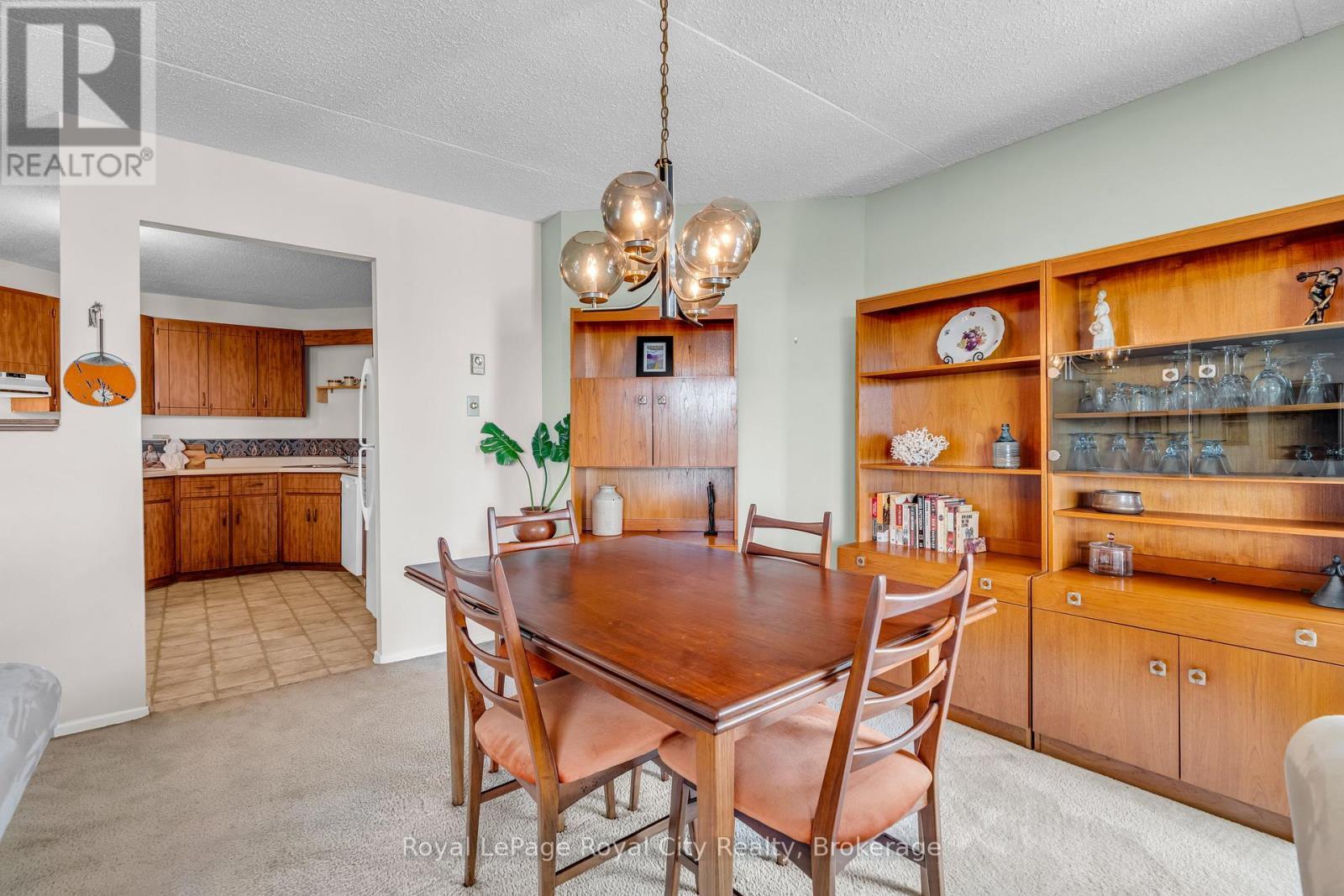 803 - 22 Marilyn Drive, Guelph (Riverside Park), ON - Indoor Photo Showing Dining Room