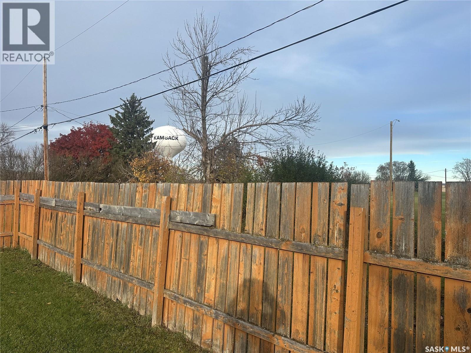 220 Avenue Road, Kamsack, SK - Outdoor