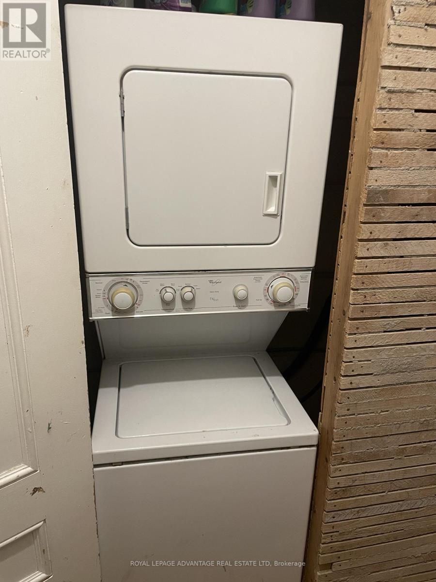 28 Mcewen Avenue, Smiths Falls, ON - Indoor Photo Showing Laundry Room