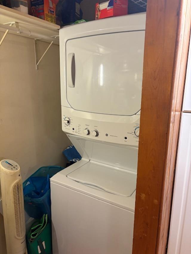 373 Arundel Street, Thunder Bay, ON - Indoor Photo Showing Laundry Room