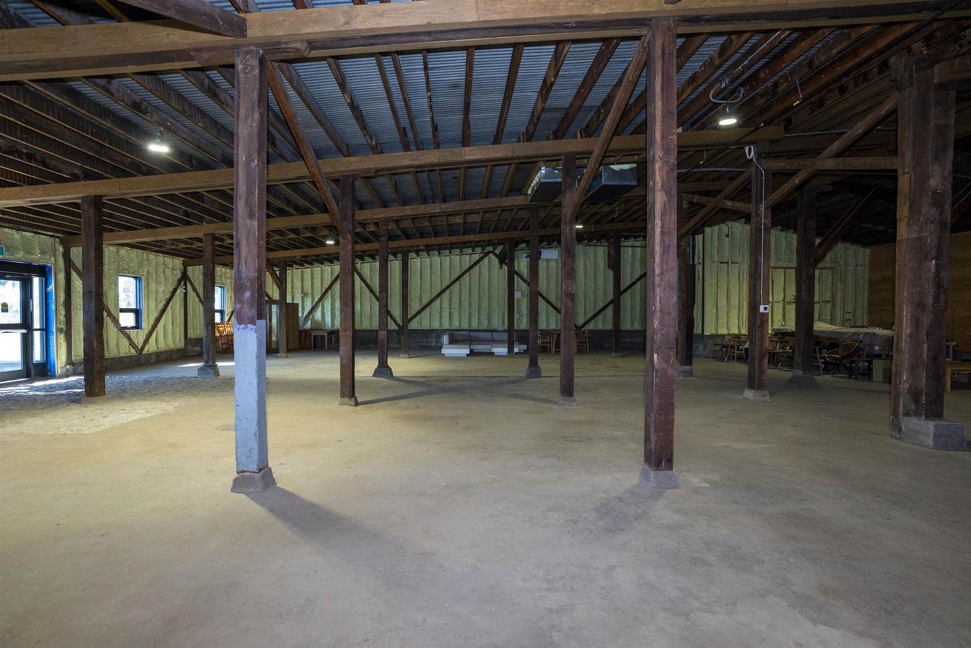 2 142 Cumberland Street N, Thunder Bay, ON