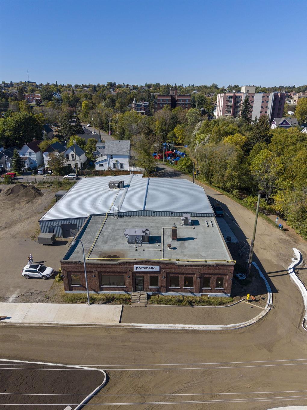 2 142 Cumberland Street N, Thunder Bay, ON