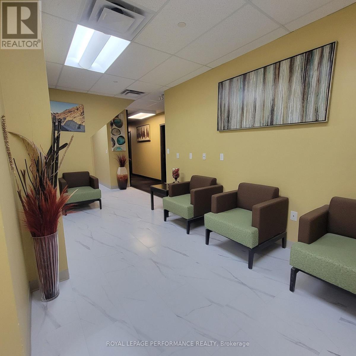 200C - 4275 Innes Road, Ottawa, ON