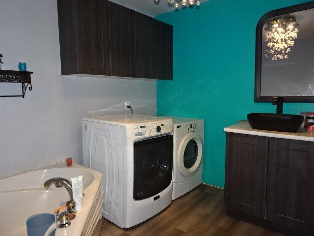 Salle de bains - 60 6E Rue, Chapais, QC - Indoor Photo Showing Laundry Room