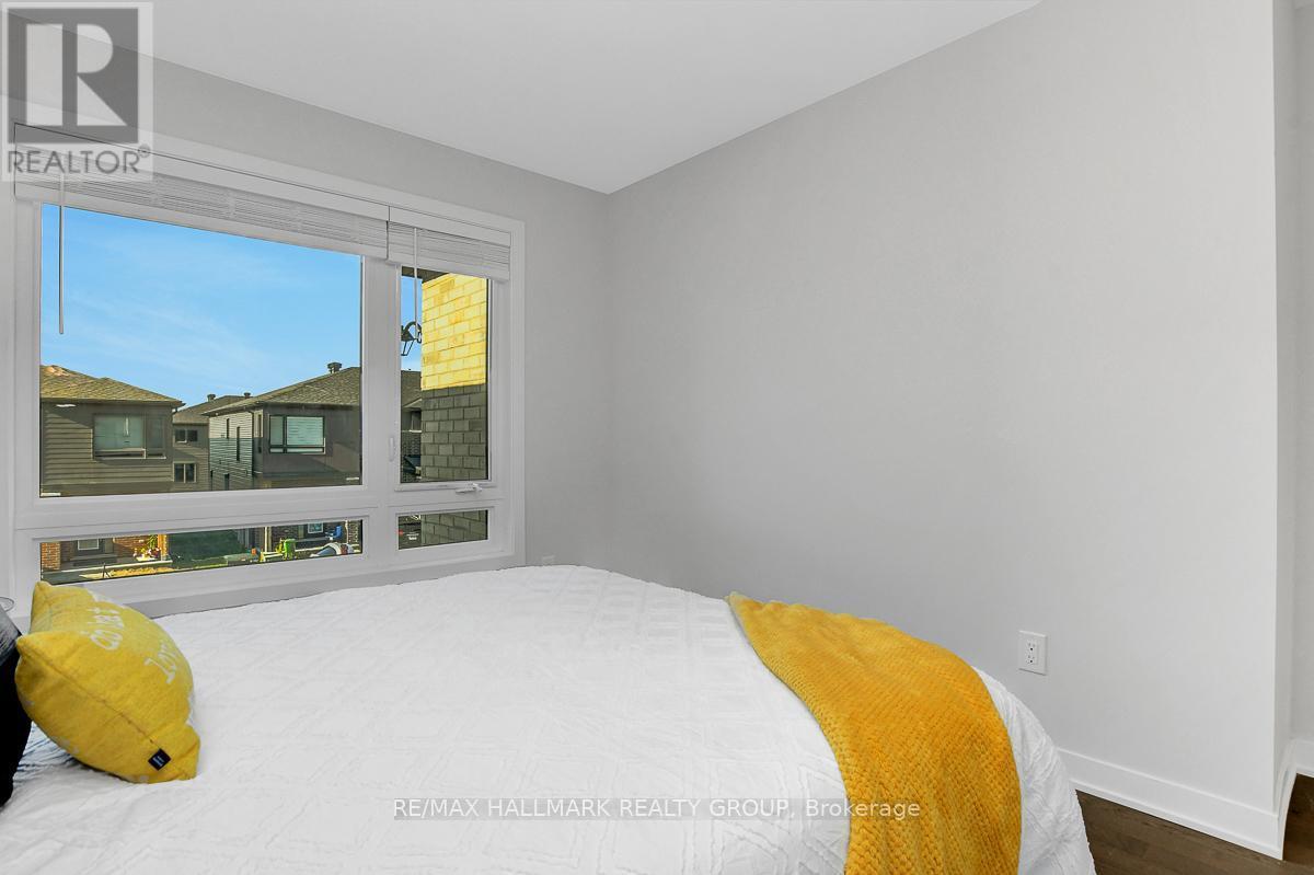 610 Fenwick Way, Ottawa, ON - Indoor Photo Showing Bedroom