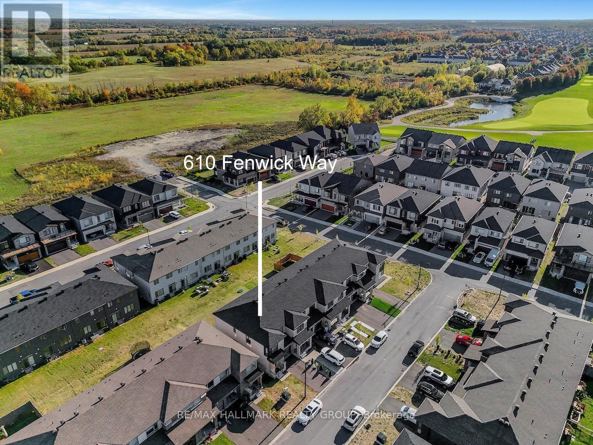 610 Fenwick Way, Ottawa, ON - Outdoor With View