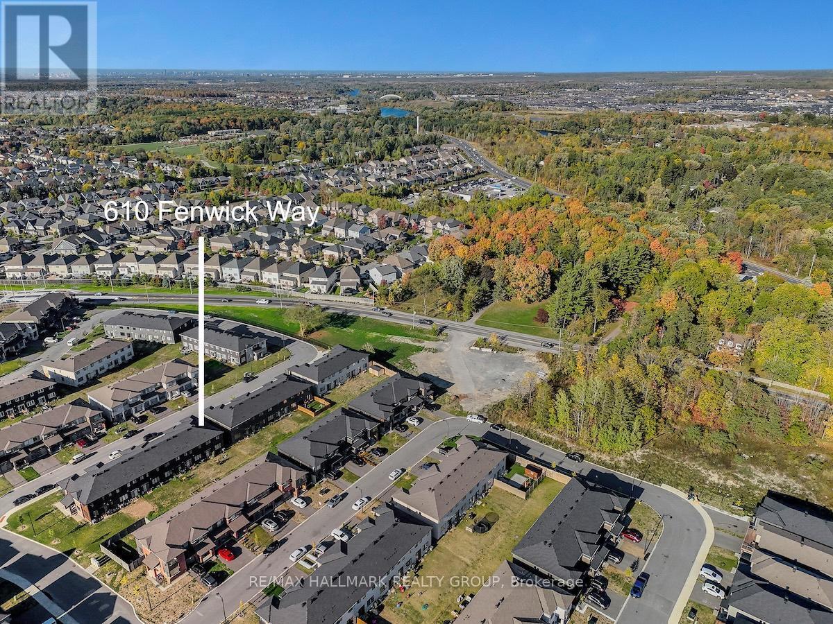 610 Fenwick Way, Ottawa, ON - Outdoor With View
