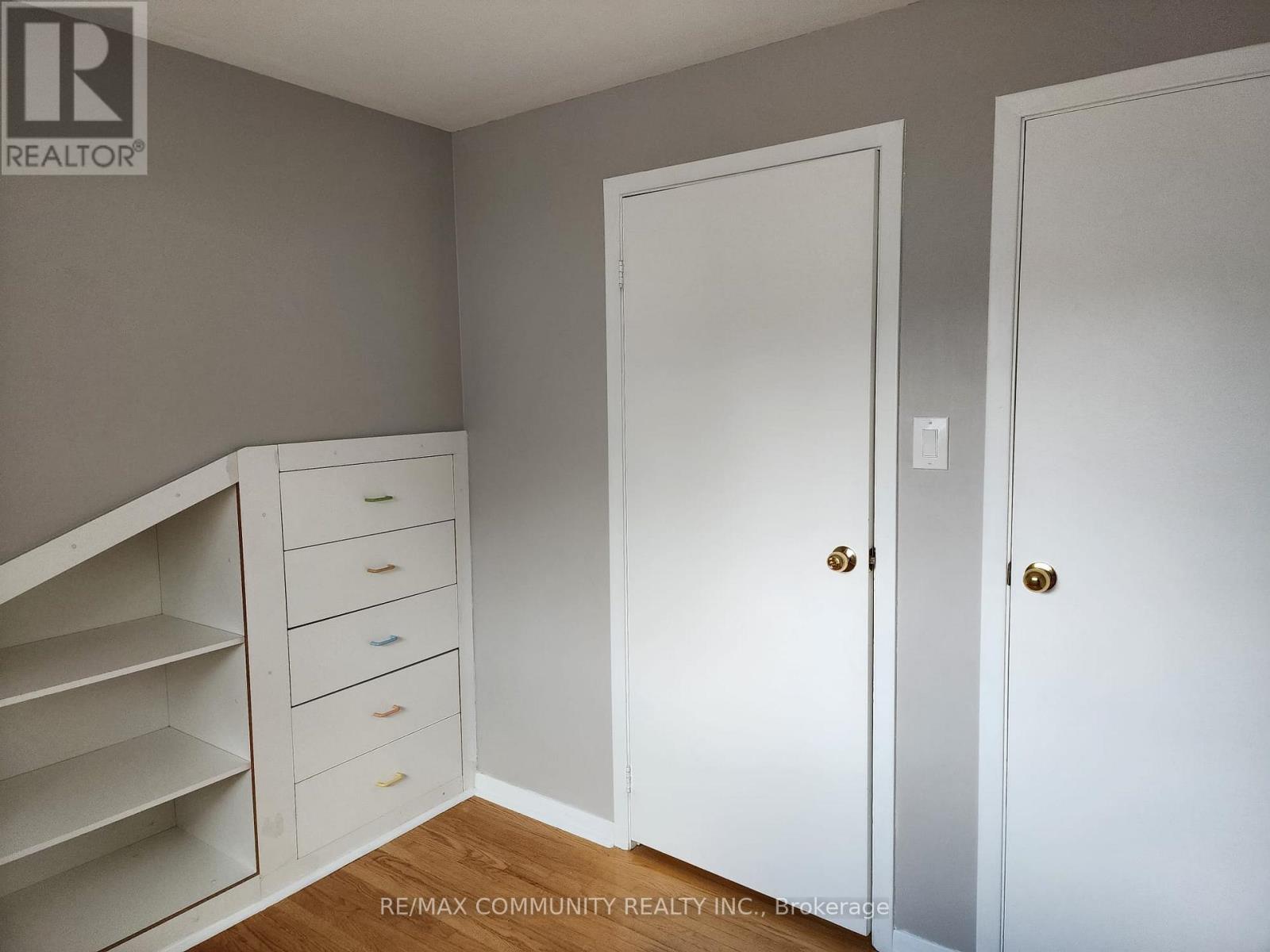 612 Dundee Avenue, Oshawa, ON - Indoor