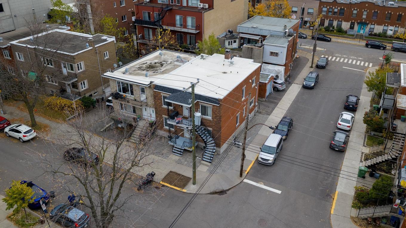 Aerial photo - 8792 - 8796 Rue Basile-Routhier, Montréal (Ahuntsic-Cartierville), QC - Outdoor