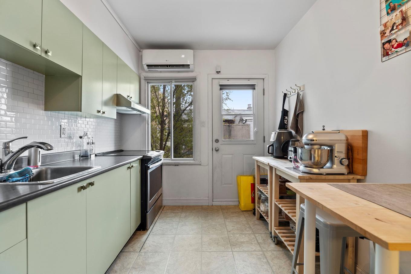 Kitchen - 8792 - 8796 Rue Basile-Routhier, Montréal (Ahuntsic-Cartierville), QC - Indoor Photo Showing Kitchen With Double Sink