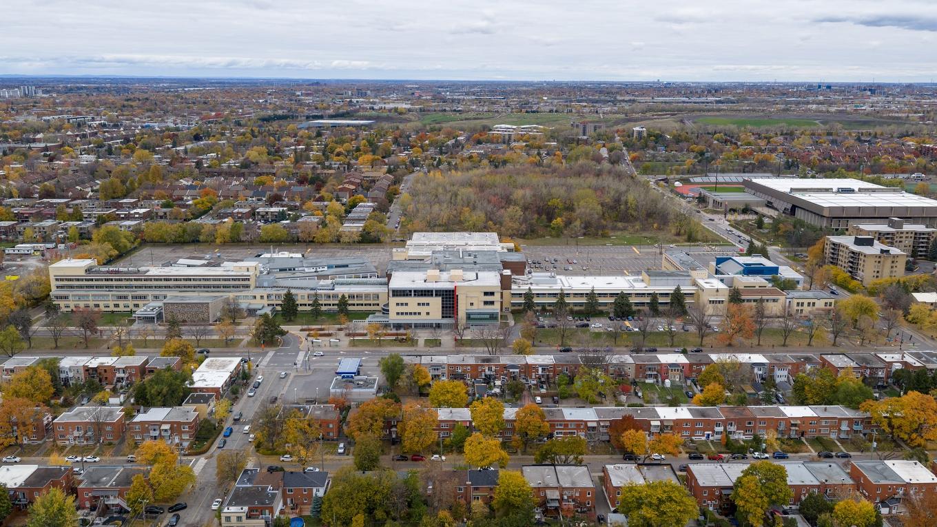 Aerial photo - 8792 - 8796 Rue Basile-Routhier, Montréal (Ahuntsic-Cartierville), QC - Outdoor With View