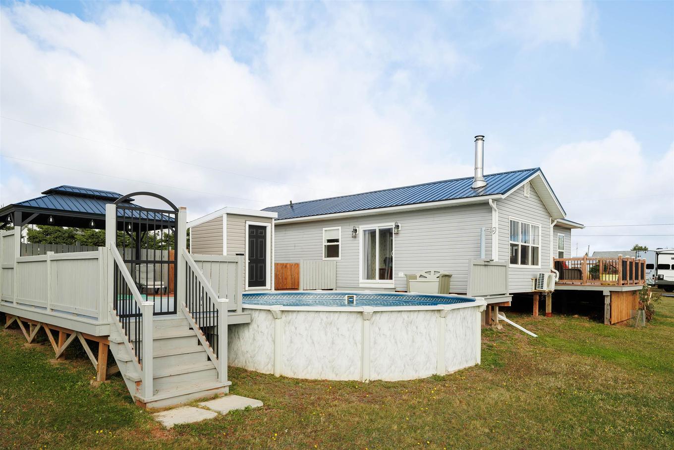 9 Clearview Lane, Red Point, PE