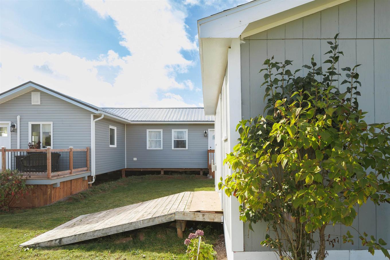 9 Clearview Lane, Red Point, PE