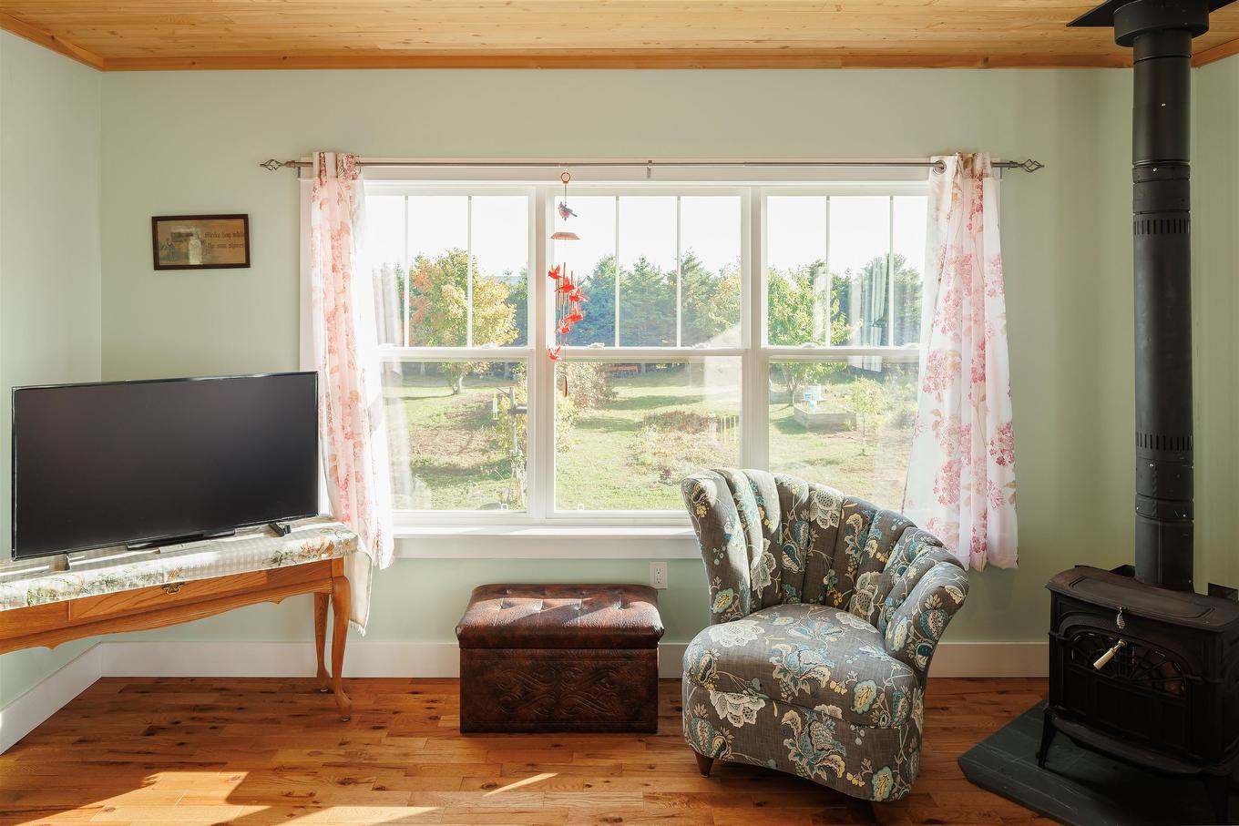 9 Clearview Lane, Red Point, PE