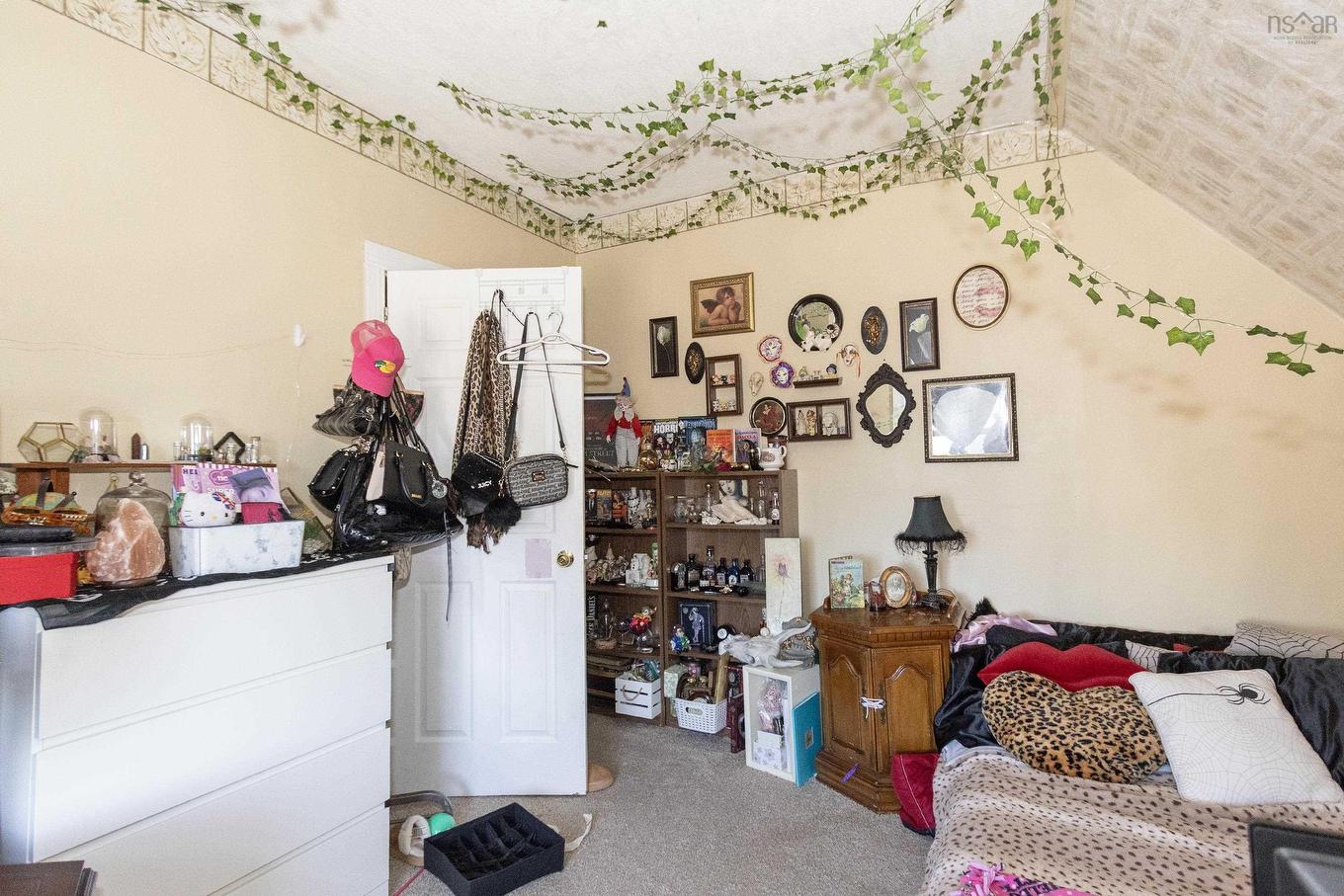 3 Crescent Avenue, Amherst, NS