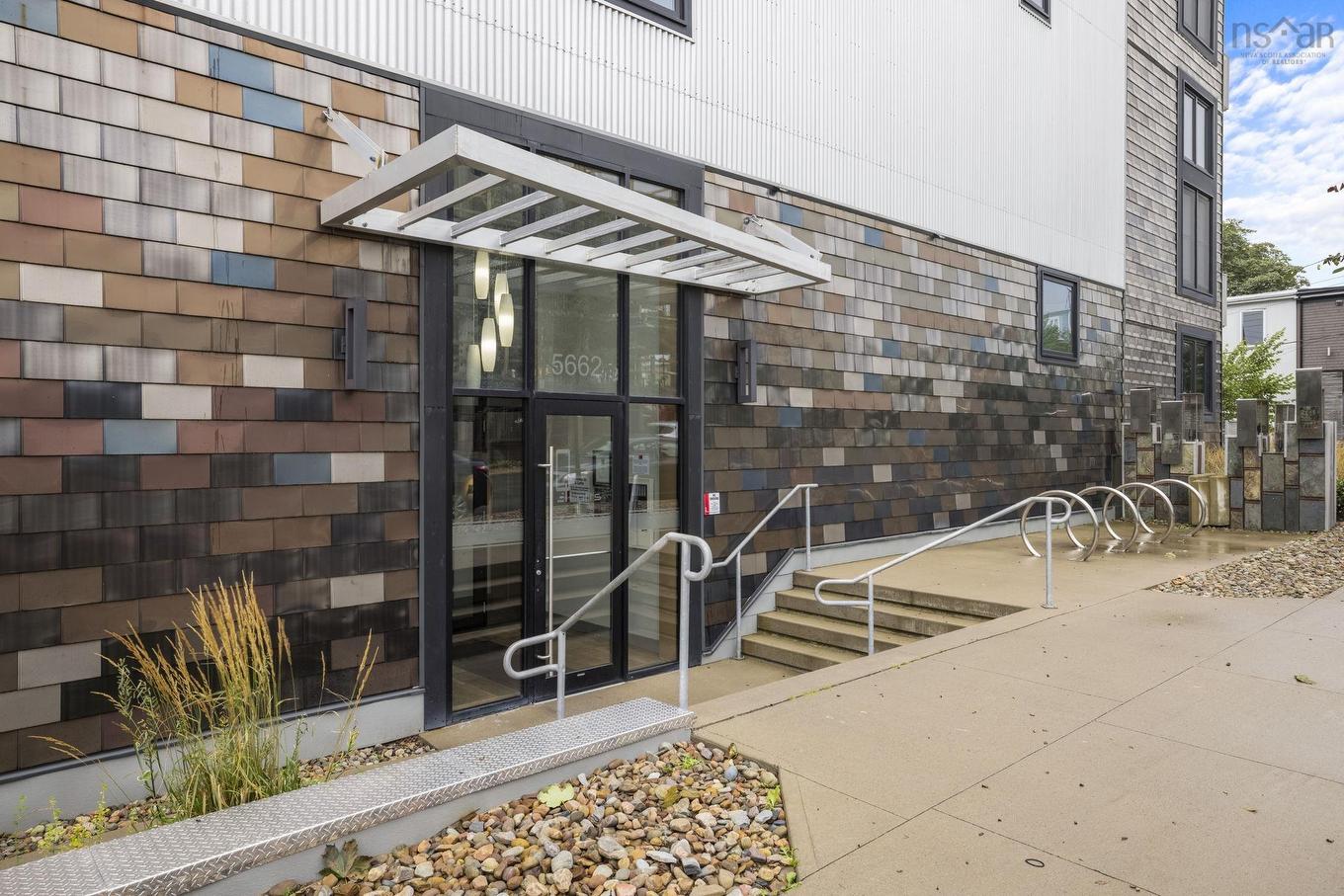 307 5662 Roberts Street, Halifax, NS