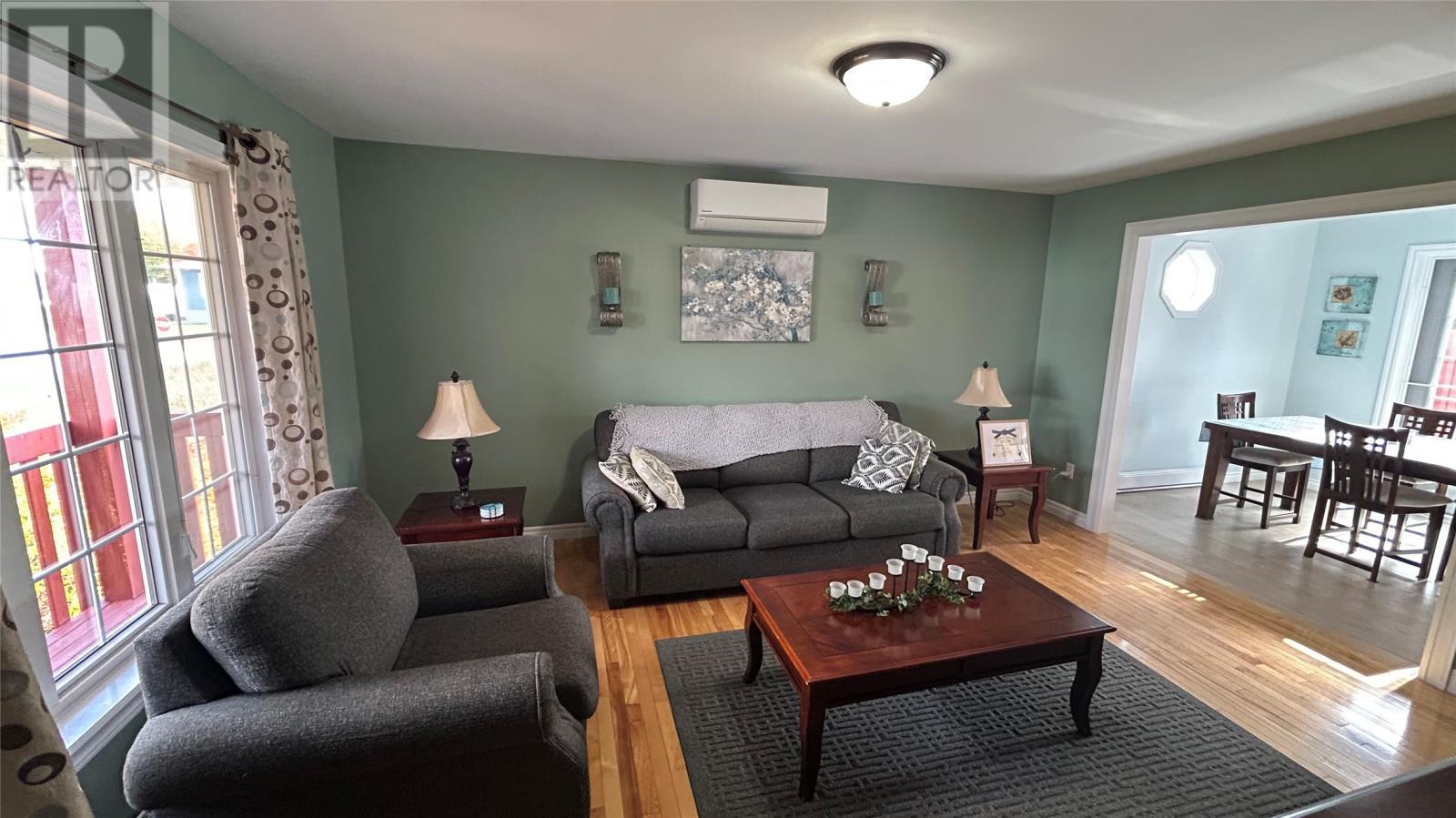 6 Nina Crescent, Stephenville, NL - Indoor Photo Showing Living Room