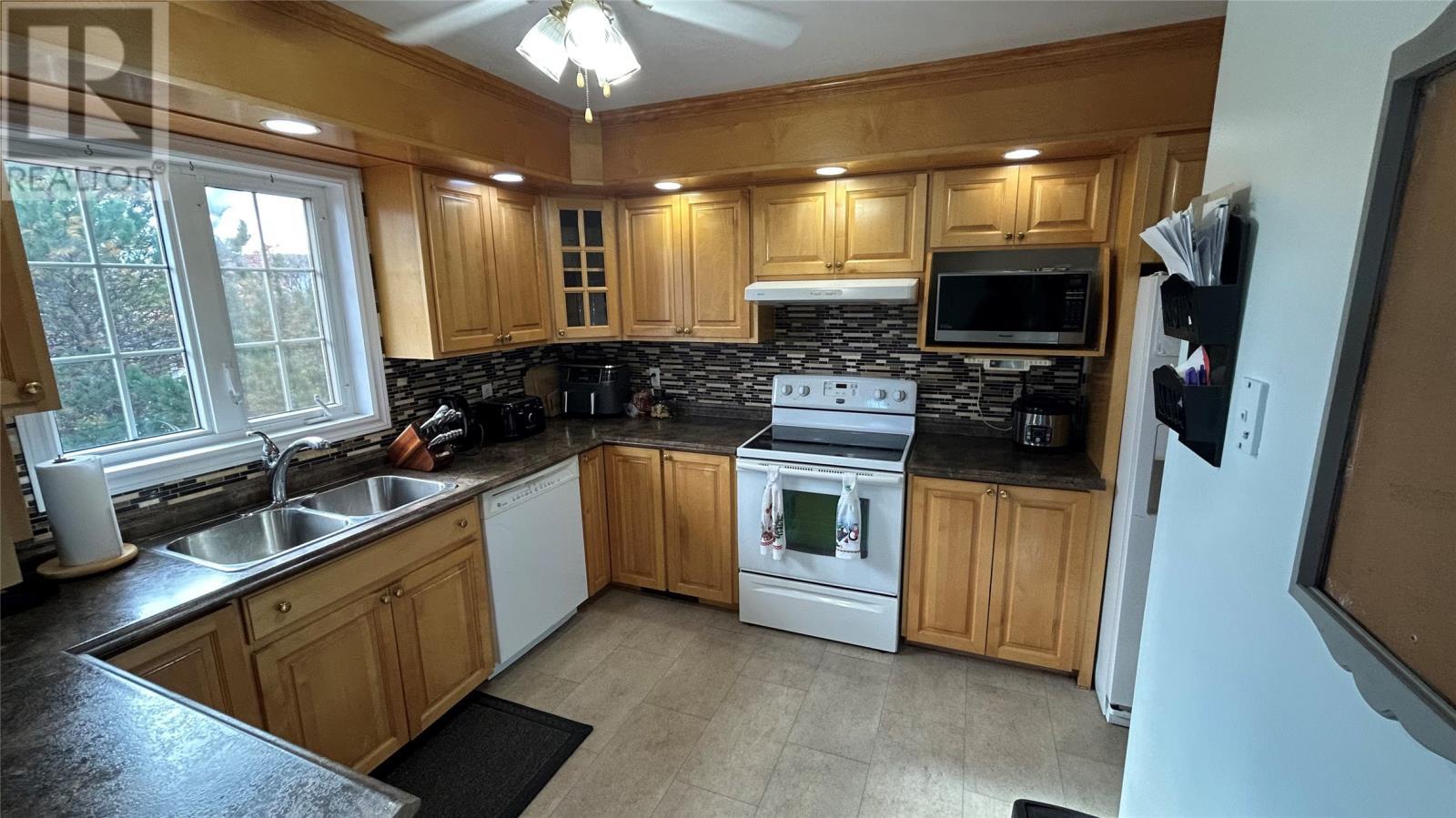 6 Nina Crescent, Stephenville, NL - Indoor Photo Showing Kitchen With Double Sink