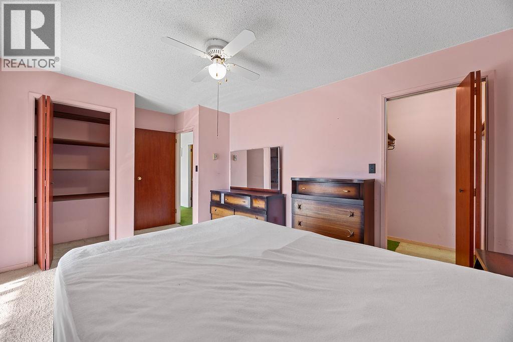 1823 Francis Street, Vernon, BC - Indoor Photo Showing Bedroom