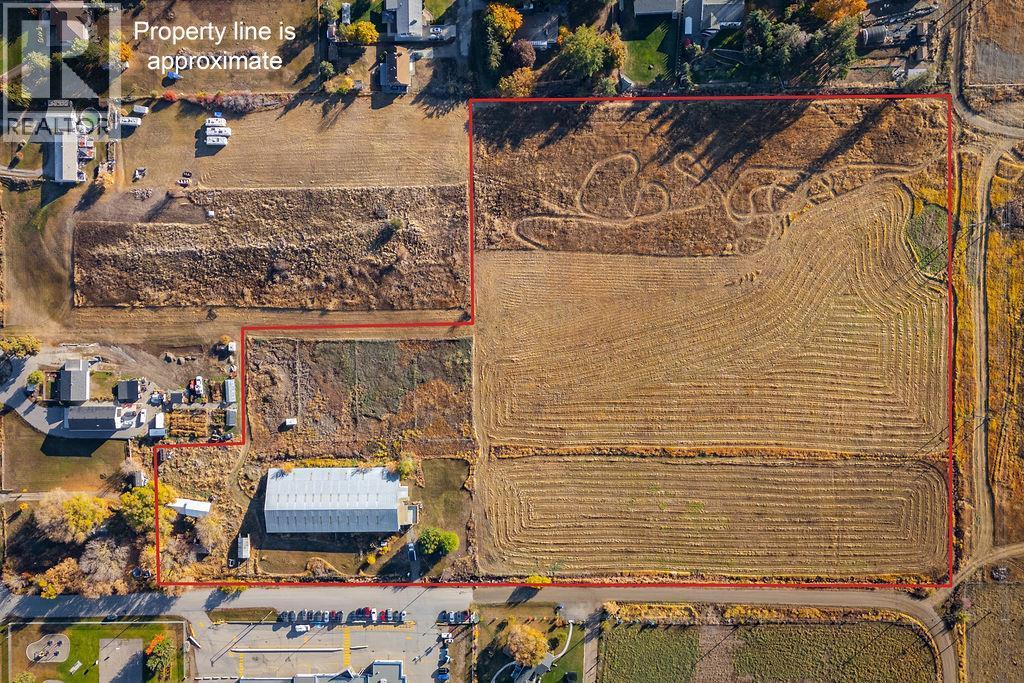 1823 Francis Street, Vernon, BC - Photo Showing Other Room