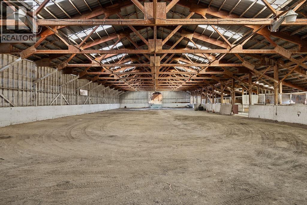 1823 Francis Street, Vernon, BC - Indoor