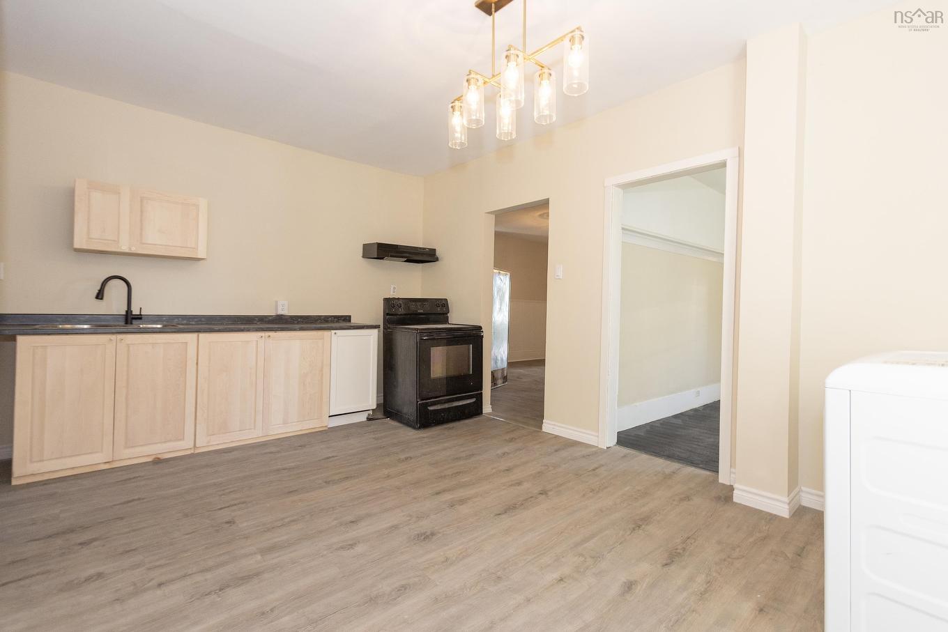 22-24 Croft Street, Amherst, NS