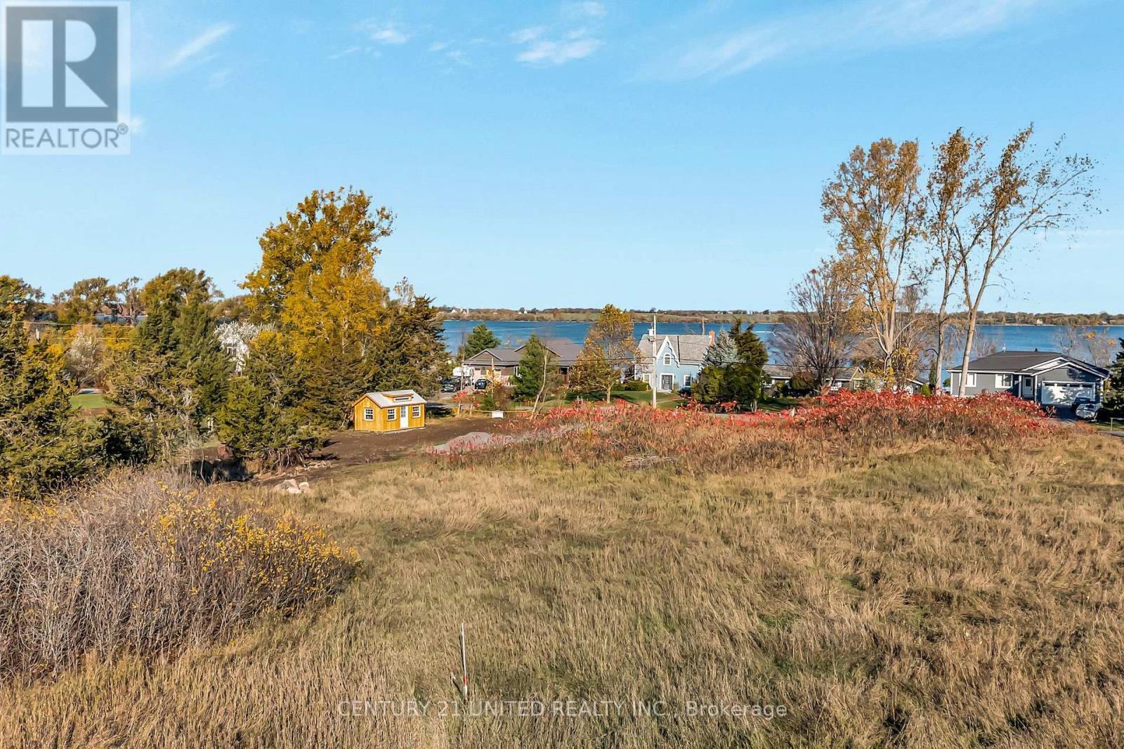 226 Prinyers Cove Crescent, Prince Edward County (North Marysburg Ward), ON