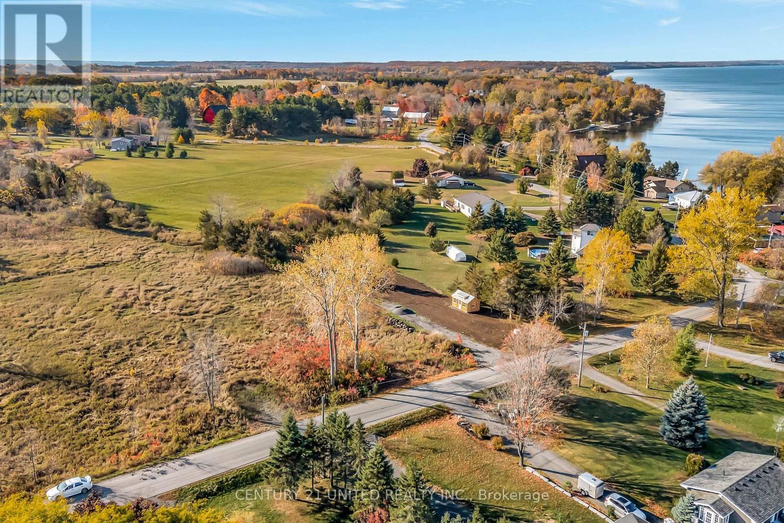 226 Prinyers Cove Crescent, Prince Edward County (North Marysburg Ward), ON