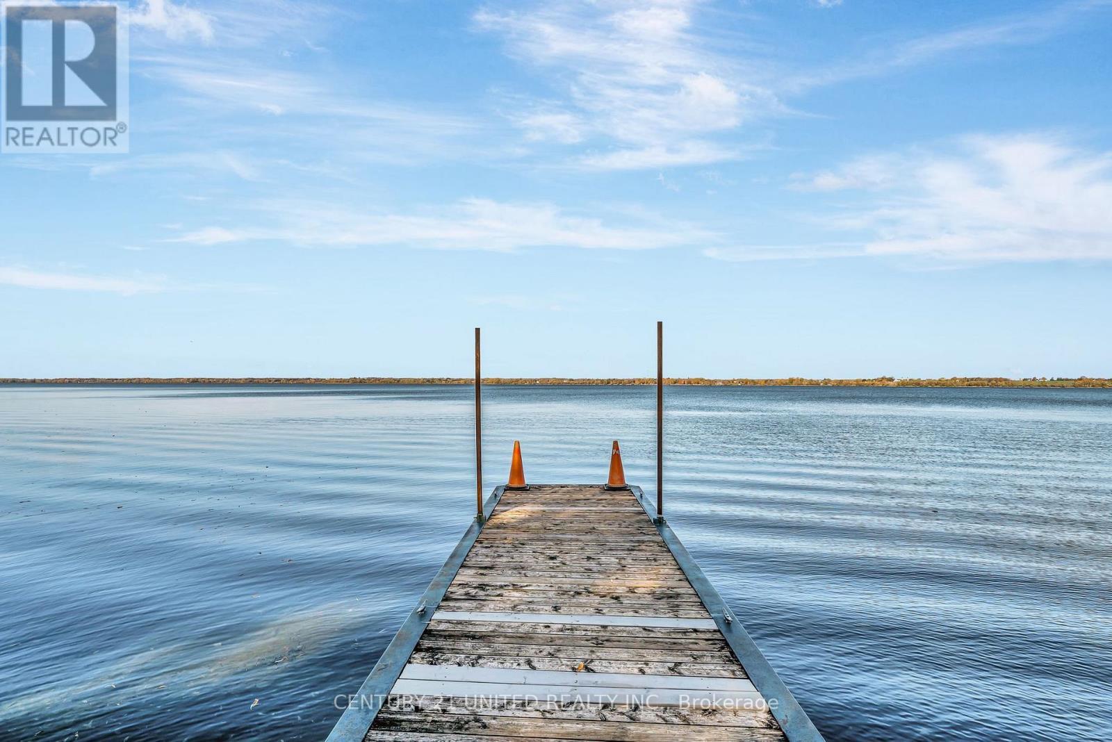 226 Prinyers Cove Crescent, Prince Edward County (North Marysburg Ward), ON