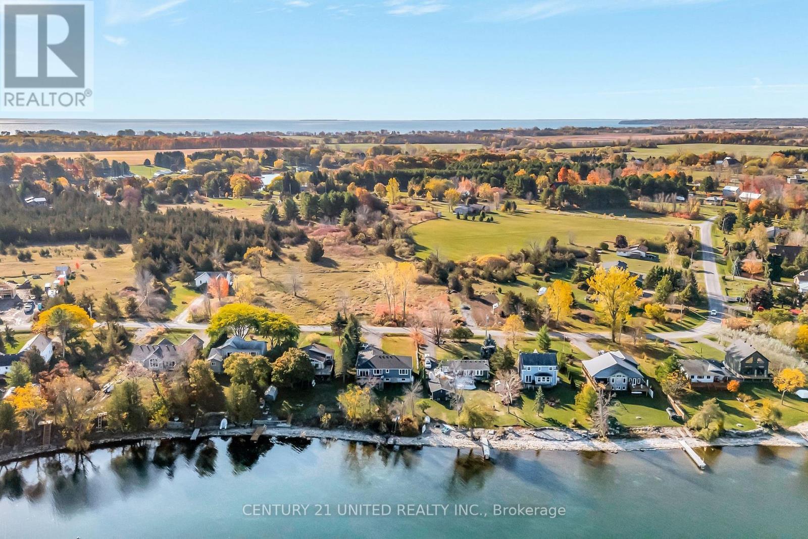 226 Prinyers Cove Crescent, Prince Edward County (North Marysburg Ward), ON