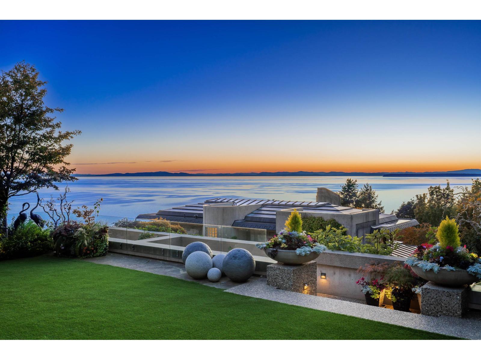 14971 Prospect Avenue, White Rock, BC - Outdoor With Body Of Water With View