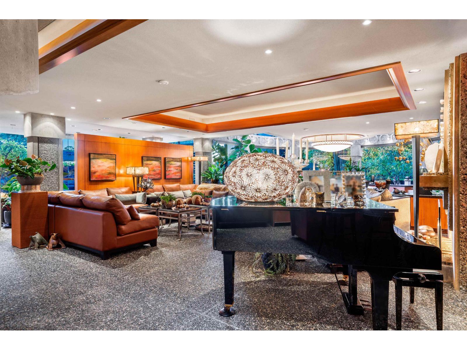 14971 Prospect Avenue, White Rock, BC - Indoor Photo Showing Other Room