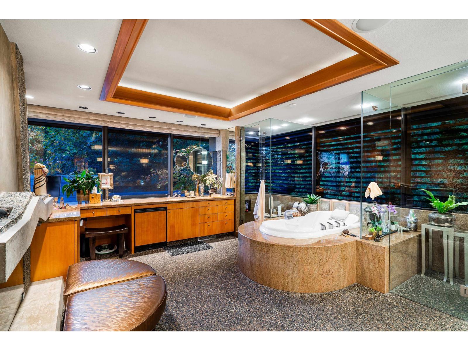 14971 Prospect Avenue, White Rock, BC - Indoor Photo Showing Other Room