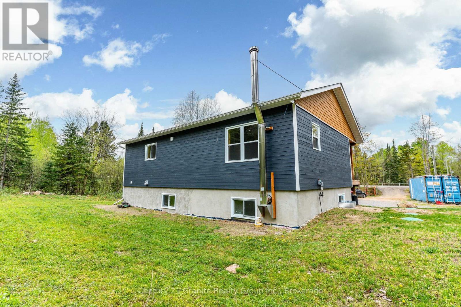 10498 Highway 118, Algonquin Highlands (Stanhope), ON - Outdoor