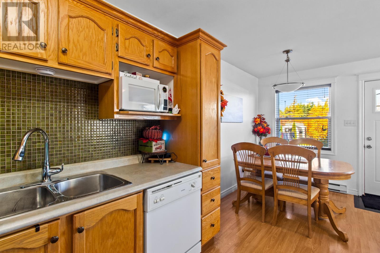 3 Butterworth Place, St. John'S, NL - Indoor Photo Showing Kitchen With Double Sink