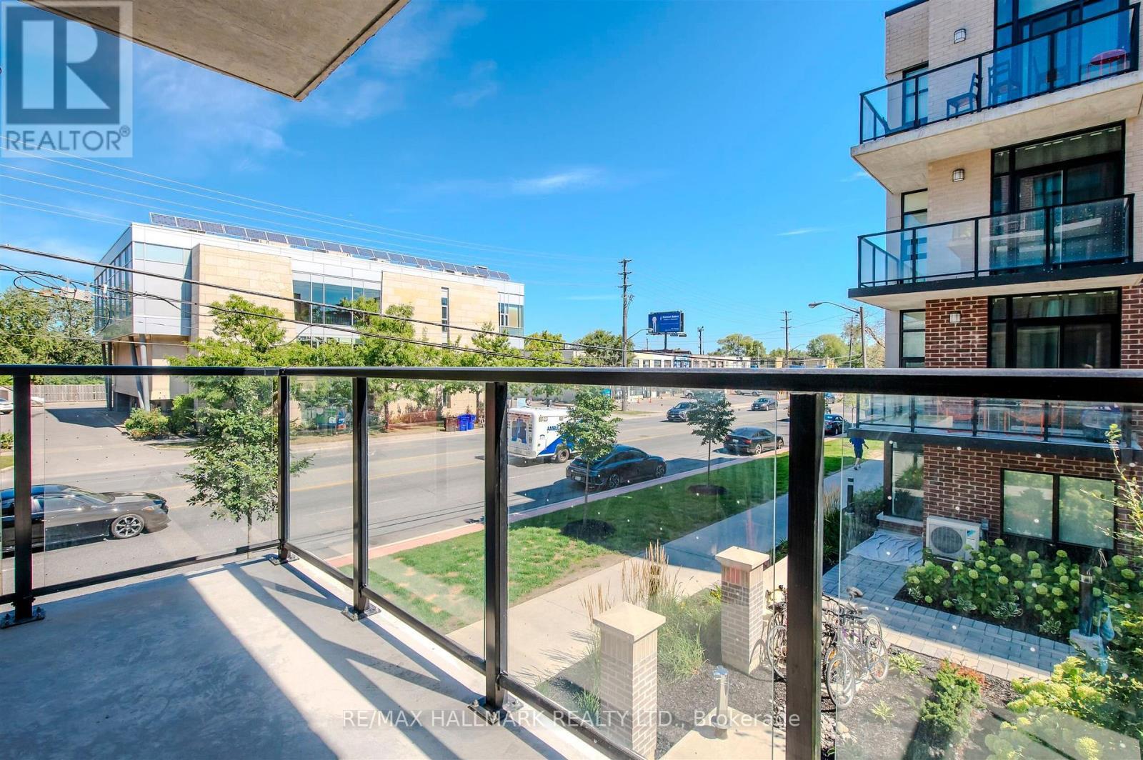 2Nd Floor - 35-851 Sheppard Avenue W, Toronto, ON - Outdoor