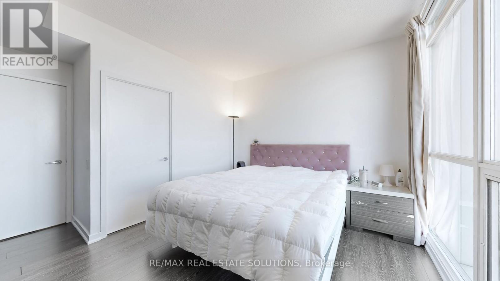 3102 - 33 Singer Court, Toronto, ON - Indoor Photo Showing Bedroom