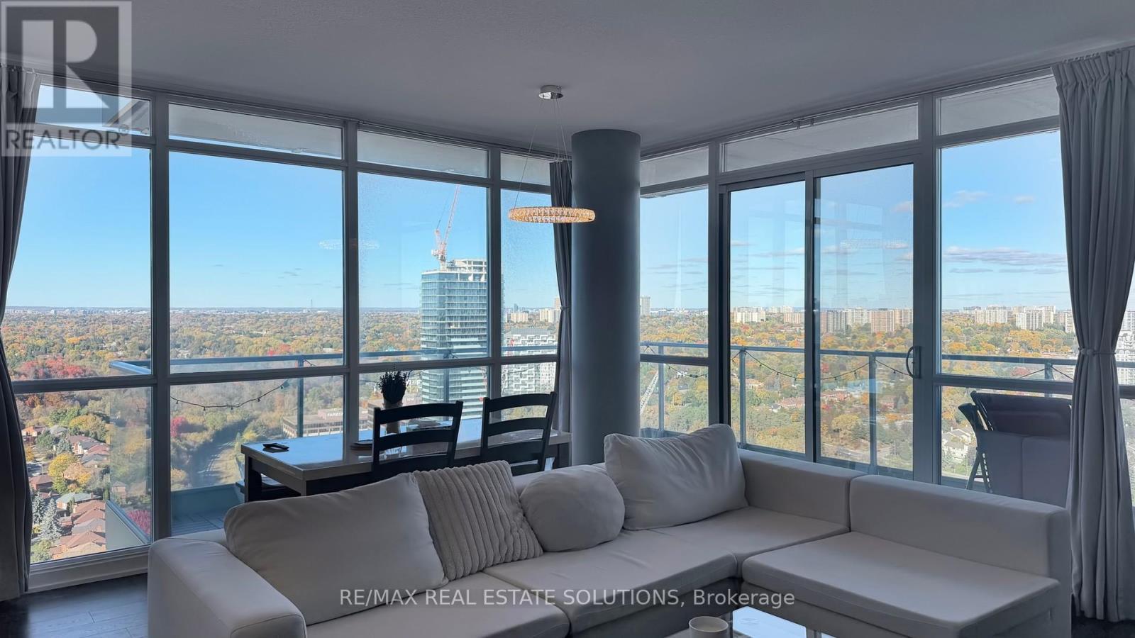 3102 - 33 Singer Court, Toronto, ON - Indoor Photo Showing Living Room