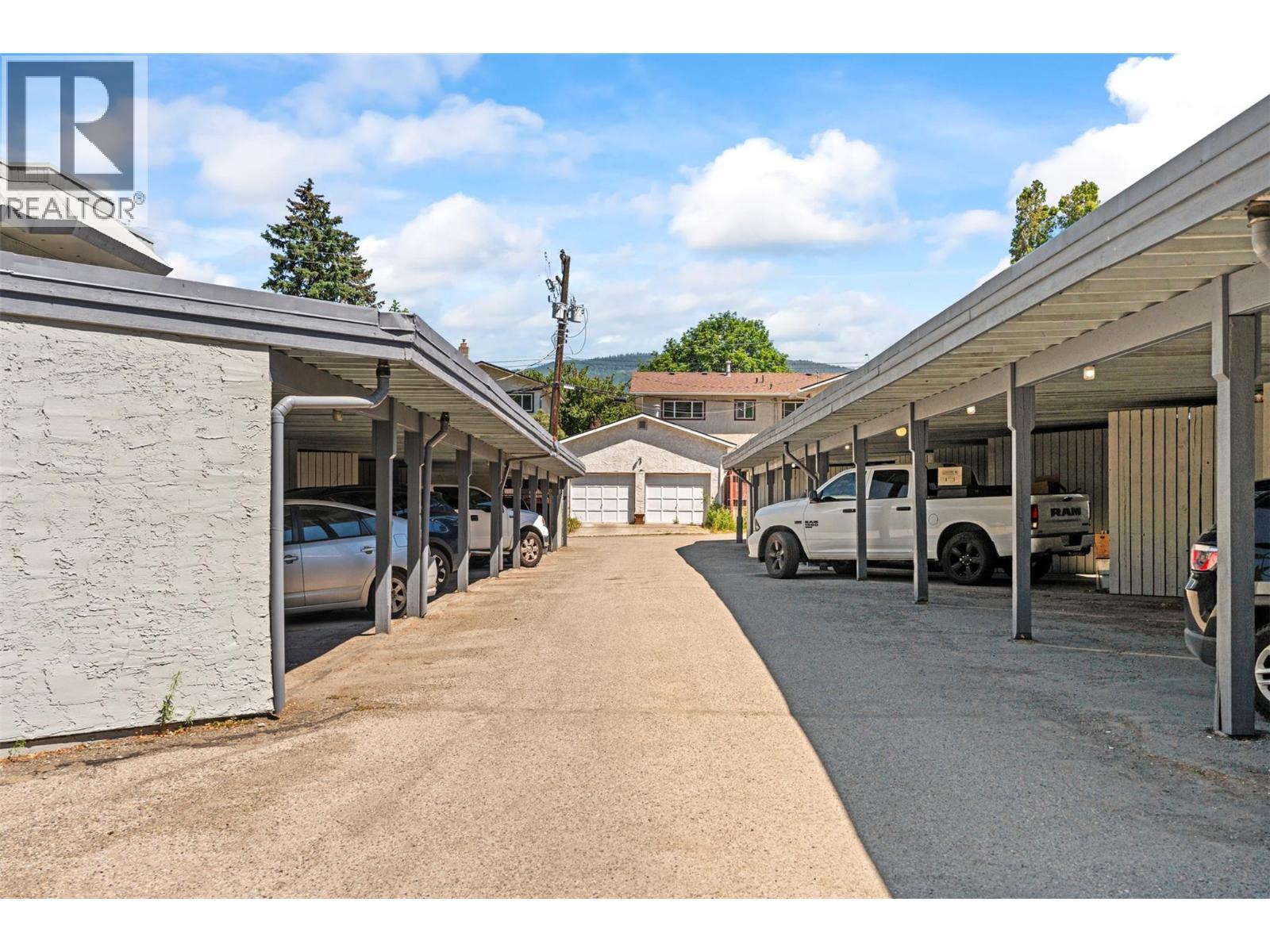 4101 Alexis Park Drive Unit# 103, Vernon, BC - Outdoor