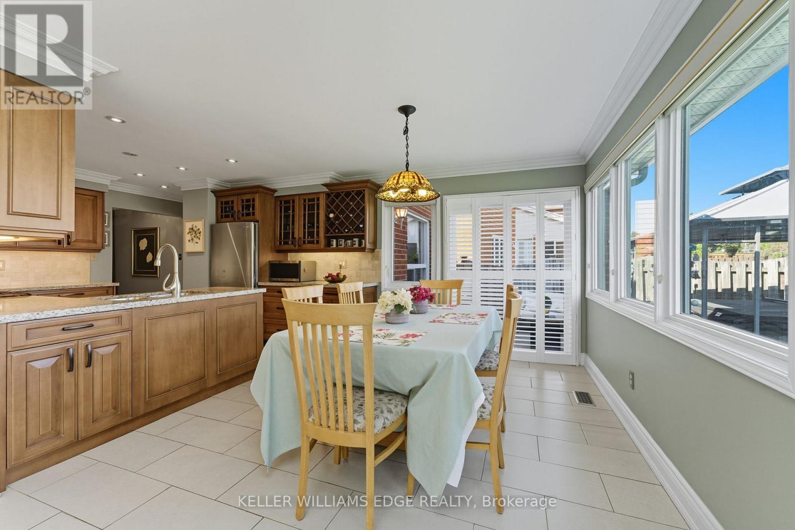 3043 Vanderbilt Road, Mississauga, ON - Indoor