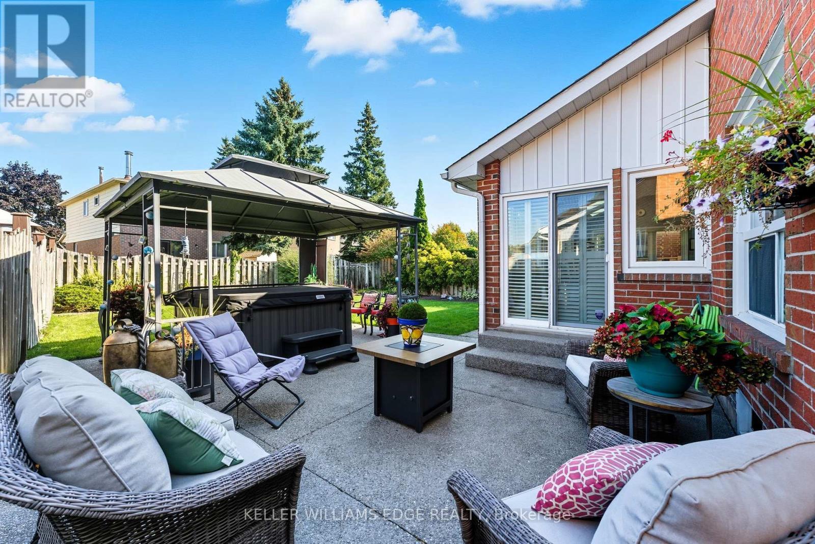 3043 Vanderbilt Road, Mississauga, ON - Outdoor With Deck Patio Veranda With Exterior
